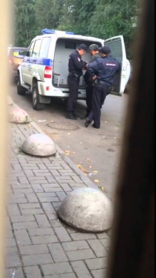 Москвада Узбекларни милитсия кандай тинтув килади