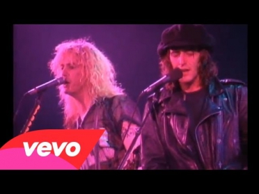 Guns N' Roses - Live And Let Die