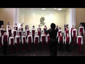 Ай, на горе дуб, дуб.