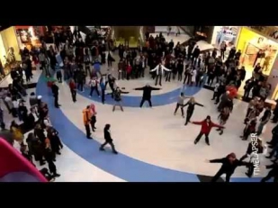 Флешмоб в Метрополисе - Это нужно ВИДЕТЬ!