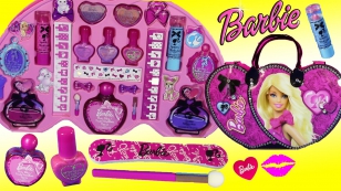 Barbie Fashionista Beauty Case! Body Bling Glitter Perfume Lip Gloss Nail Polish! Makeup for Girls!