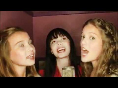 Emmas chatroom - Individual [Music Video]
