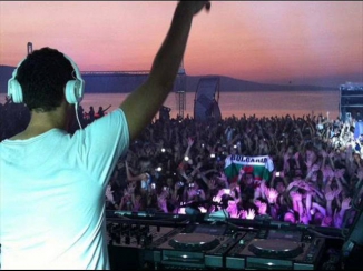Tiësto vs. Lana Del Rey - Chasing Young & Beautiful (Tiësto Mashup )
