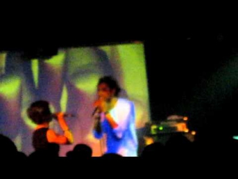 Барто - Подозрительные Лица. Live @ Шум.Cпб.01.01.2011.