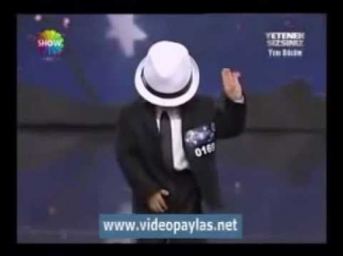 СУПЕР 4-летный Узбек ЗАЖИГАЕТ!