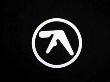 Aphex Twin - Avril 14th.