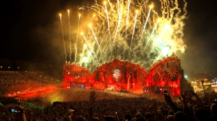 Dimitri Vegas & Like Mike - Live at Tomorrowland 2014 - ( FULL Mainstage Set HD )