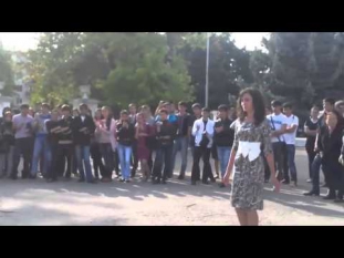 Sokakta turkmen damsini yapmayin kizlar