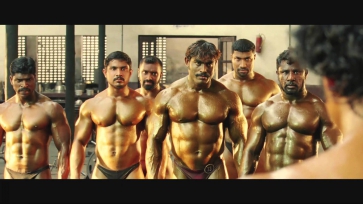 'I' Tamil Movie Terrible Fight Scene || Risk Fighting Scene in Indian Cinemas