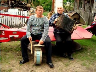 Гармонь с барабаном