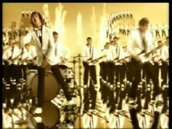 The Hives - Two-Timing Touch and Broken Bones