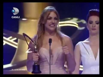 Великолепный Век - ХЮРРЕМ УМЕРЛА -Награждение Meryem Uzerli - 135