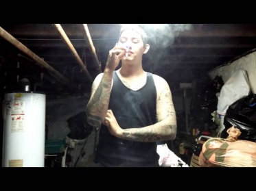 Marlboro Light smoke