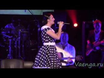 25.09.2013 БКЗ Октябрьский. Часть 2. Советские песни.