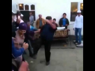 Туйда аёл кишини урган Номард ЧОЛ