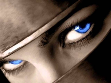 Judas Priest - Prisoner Of Your Eyes (Lyrics)
