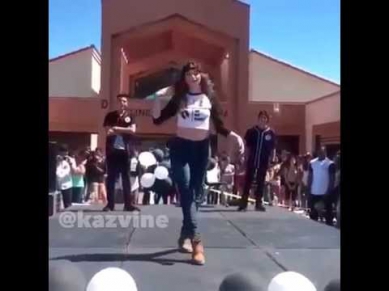 Кизни уйнашини каранг 2015
