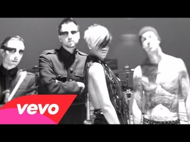 Rihanna - ROCKSTAR 101 ft. Slash